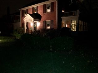 34 Cedar Ln, Newport News, VA 23601