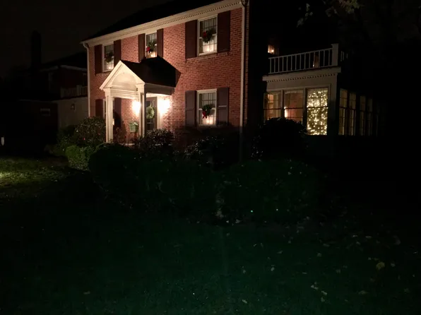 34 Cedar Ln, Newport News, VA 23601