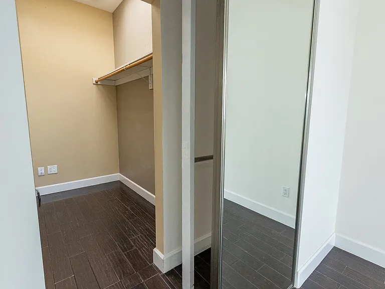 2511 Manchester Ave — Photo 35