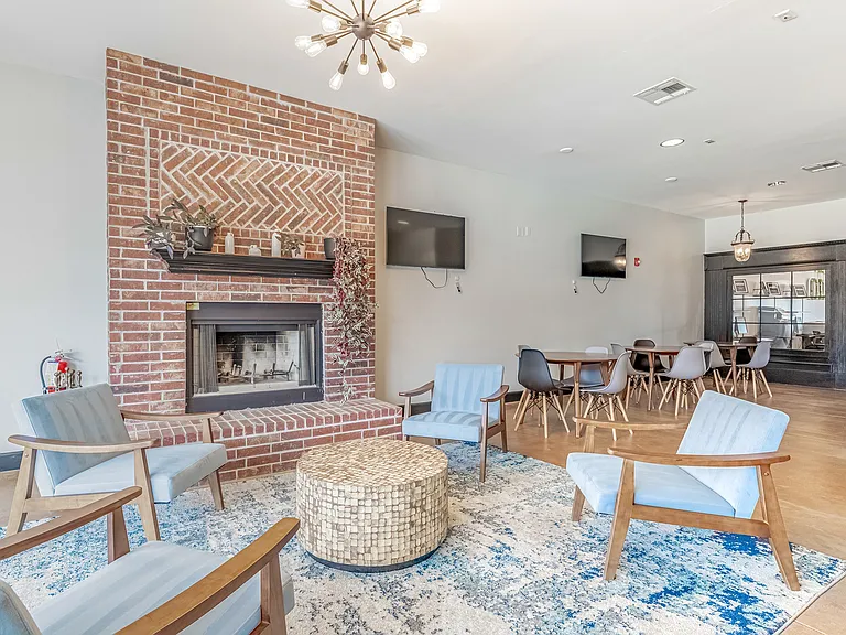 2909 Oliver — Photo 14