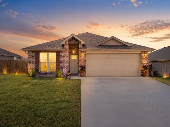 6011 NW Grant St, Bentonville, AR 72713
