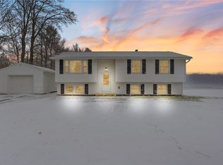 16573 Kenmore Rd, Kendall, NY 14476