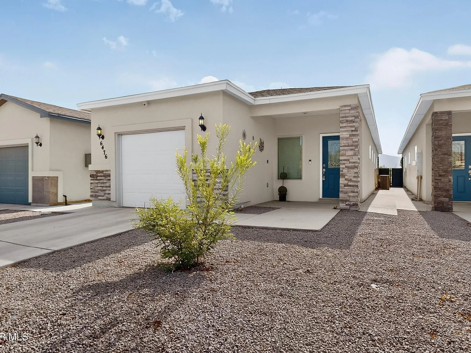 2 bed, 2.0 bath, 1415 sqft, $1,700 — Photo 3
