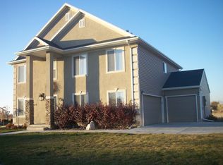 1618 Country Bend Rd, Farmington, UT 84025