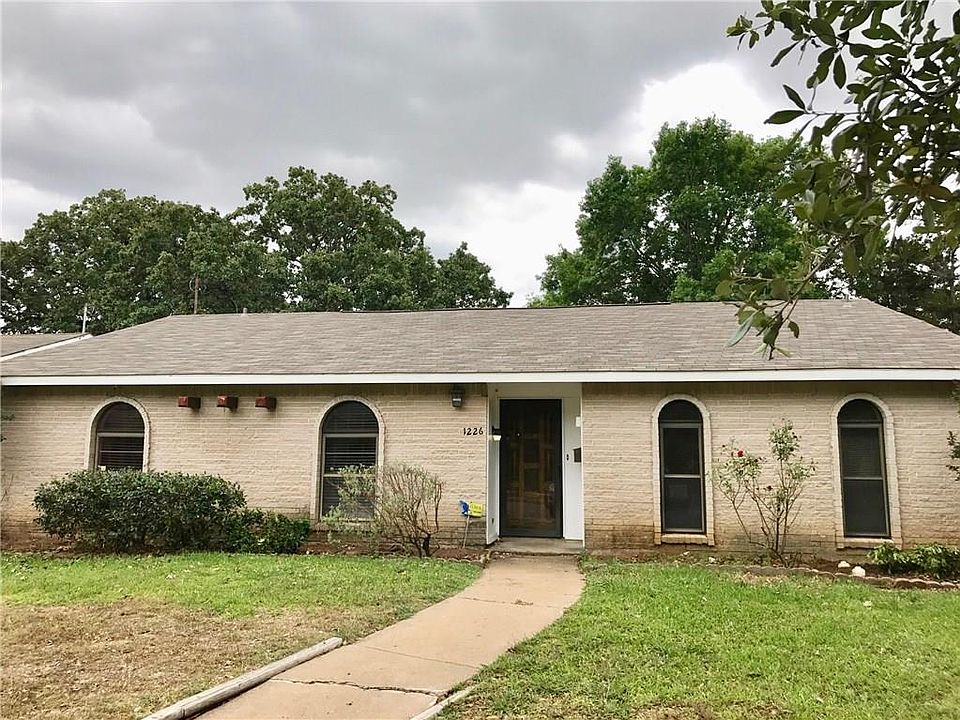 1st image of 1226 Winterwood Dr
