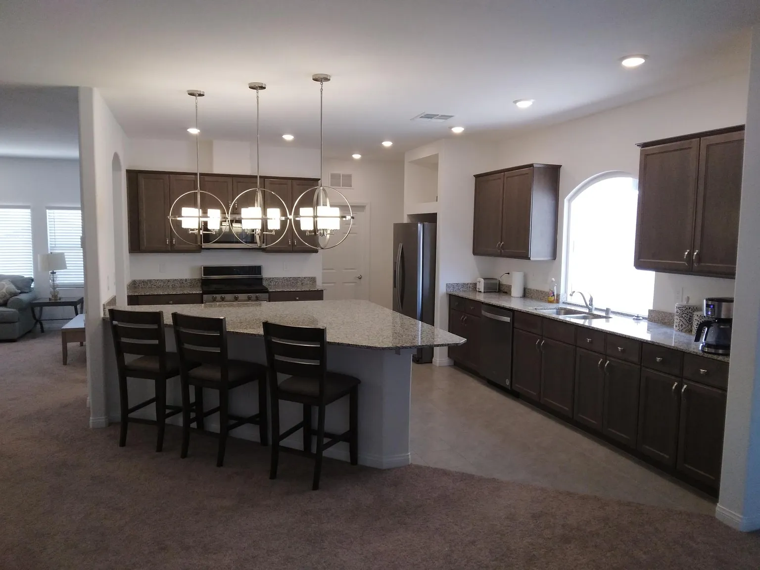 7827 Tomsburgh Ln — Photo 4