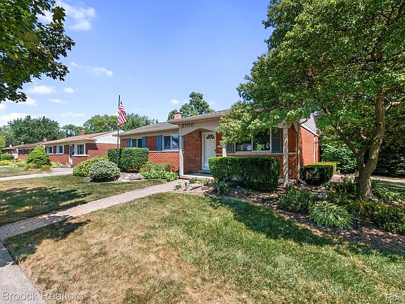 3rd image of 2700 Sparta Dr