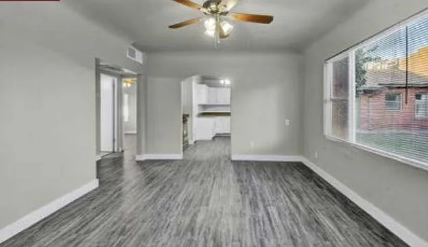 743 E Coronado Rd #3 — Photo 7