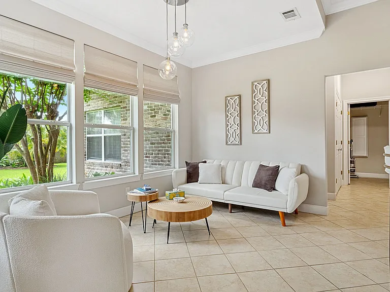 615 Shore Dr — Photo 30