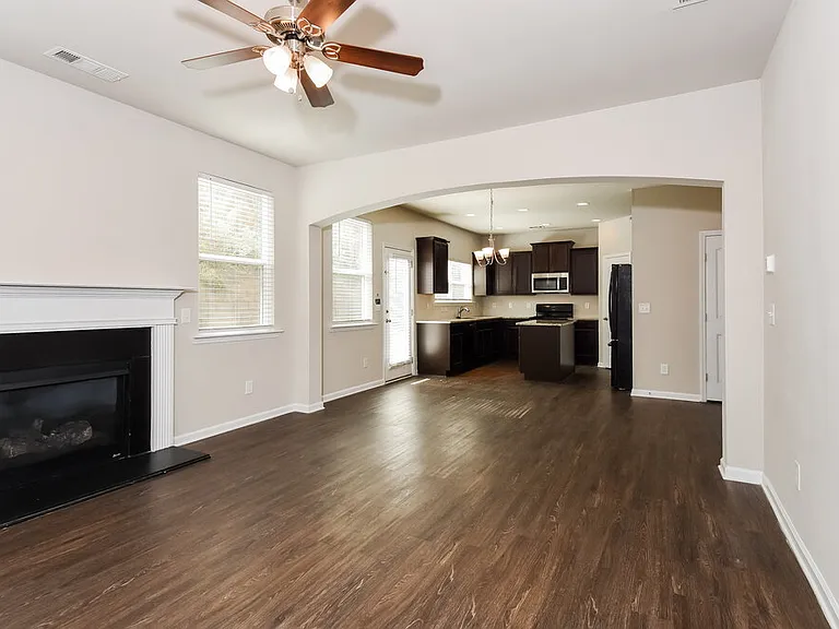 220 Foggy Creek Ln — Photo 5