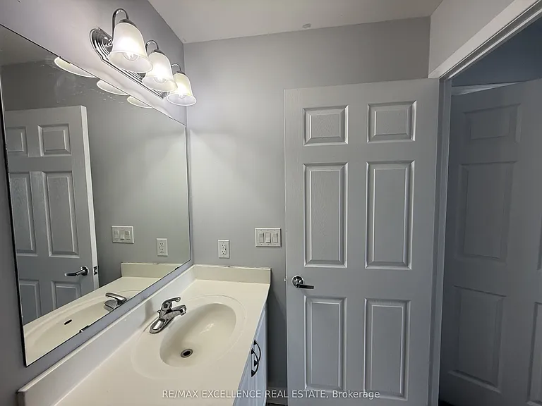 388 Prince Of Wales Dr #3306 — Photo 14