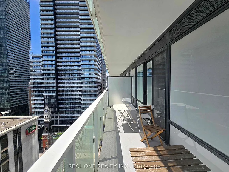 501 Yonge St #1109 — Photo 27