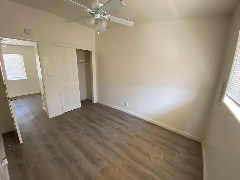 1132 S Farragut St — Photo 8