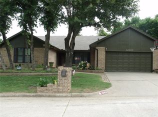 12416 Goldsborough Rd, Midwest City, OK 73130