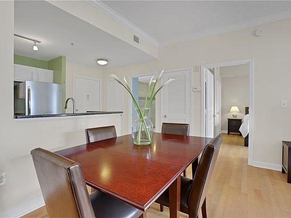 4th image of 1101 Juniper St NE APT 820