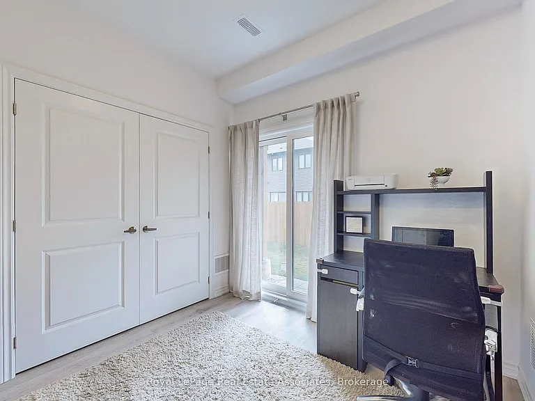 461 Blackburn Dr #40 — Photo 35