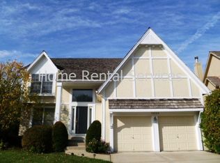 13224 Barton St, Overland Park, KS 66213