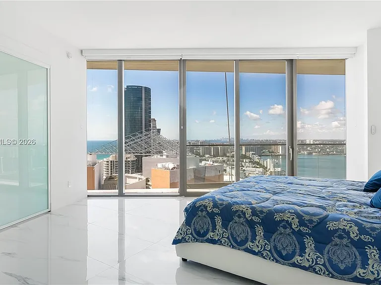 18975 Collins Ave #3504 — Photo 35