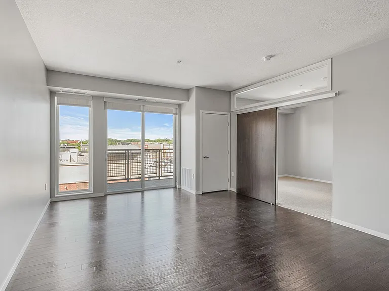 The Flats at West End — Photo 40