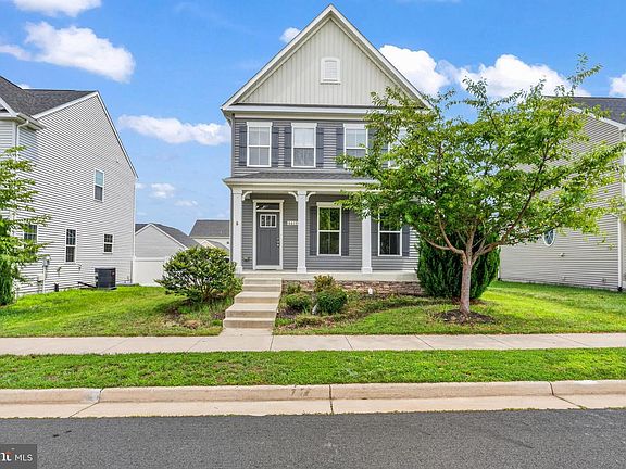 4th image of 6611 Shelton Ln