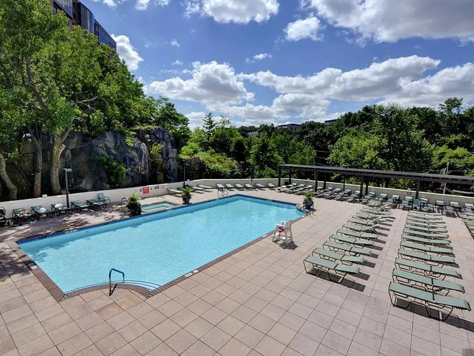1 bed, $2,500 — Photo 4