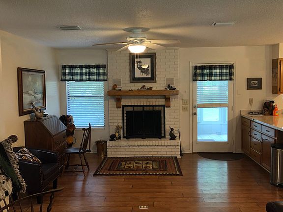 4th image of 23165 104th St
