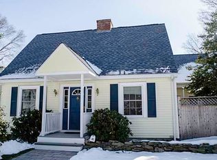 41 Rhodes Ave, Riverside, RI 02915