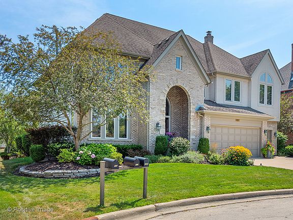 2nd image of 101 Glenbrook Ct