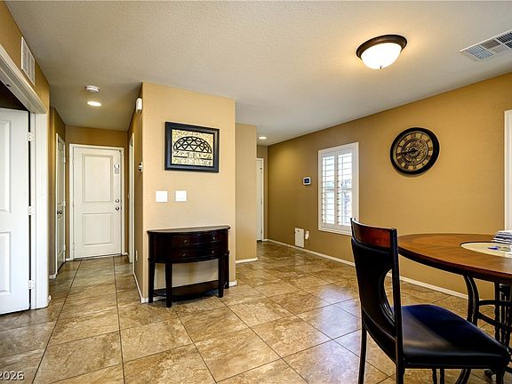 3rd image of 4809 Diamond Estates Ct