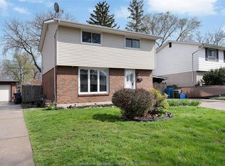 3581 Wolfe Ct, Windsor, ON N9C 1X2