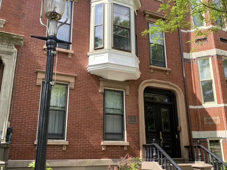 42 Monument Sq — Photo 19