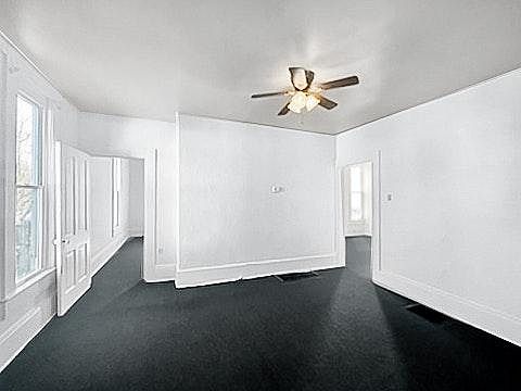 2nd image of 1400 Main St #1