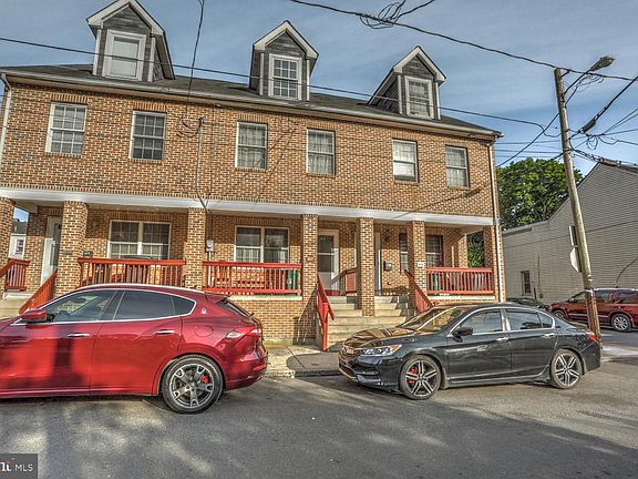2nd image of 417 Green St