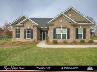 8329 Olde Stonegate Ln, Mint Hill, NC 28227