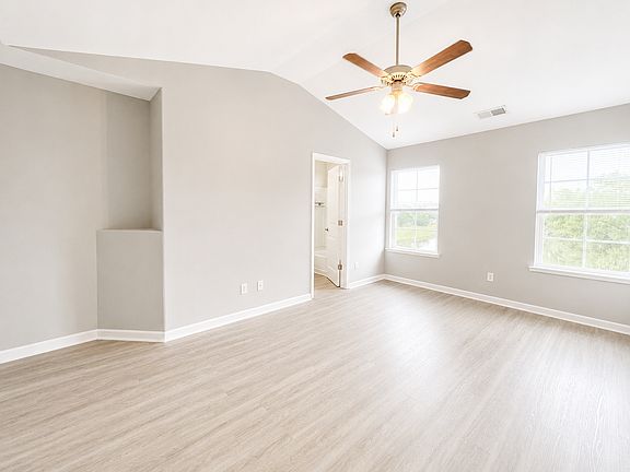 5th image of 56 Winter Lake Cir