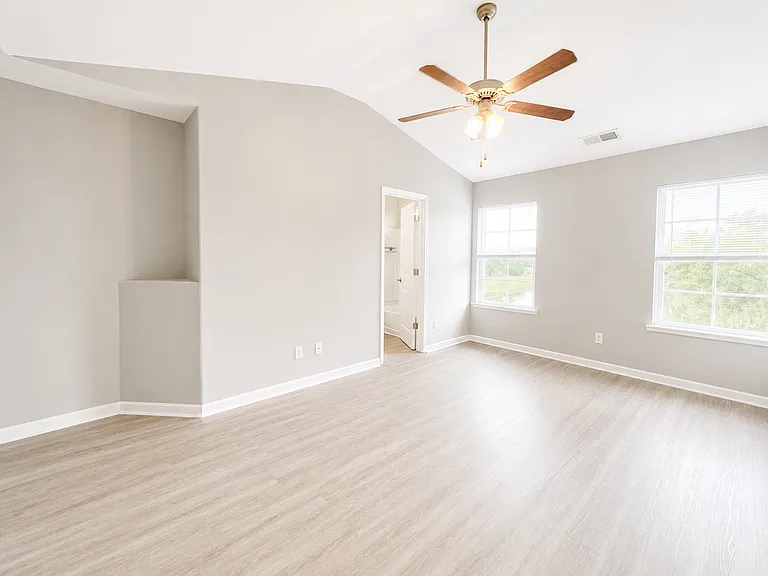 56 Winter Lake Cir — Photo 5