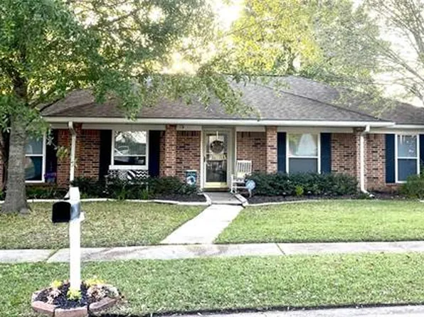 801 Lake Arthur Ct, Slidell, LA 70461
