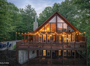 531 Gatlin Dr, Gatlinburg, TN 37738