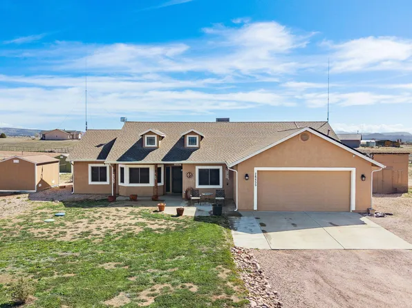 26455 N Bull Snake Road, Paulden, AZ 86334