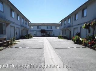 14 Stender Ave APT E, Royal Oaks, CA 95076