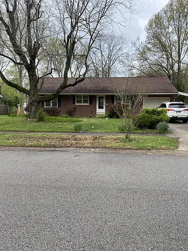 706 S Taylor Dr Photo 1