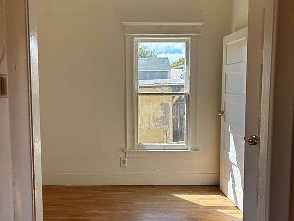 5th image of 105 McCreery Ave #B