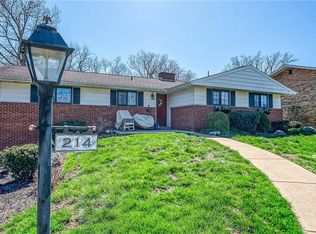 214 Lytton Rd, Coraopolis, PA 15108