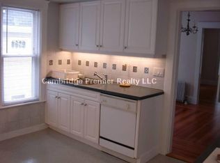 26 Victoria St #3, Somerville, MA 02144