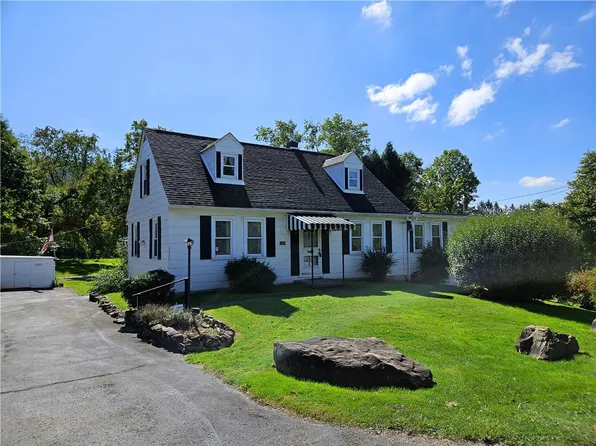 1288 Route 30, Laughlintown, PA 15655