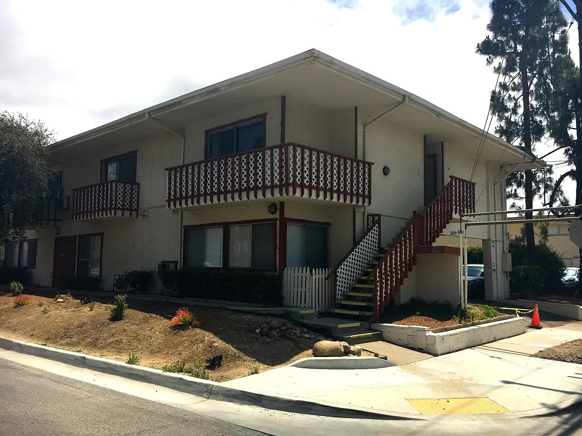 Building Photo - 8591 Mellmanor Dr #9