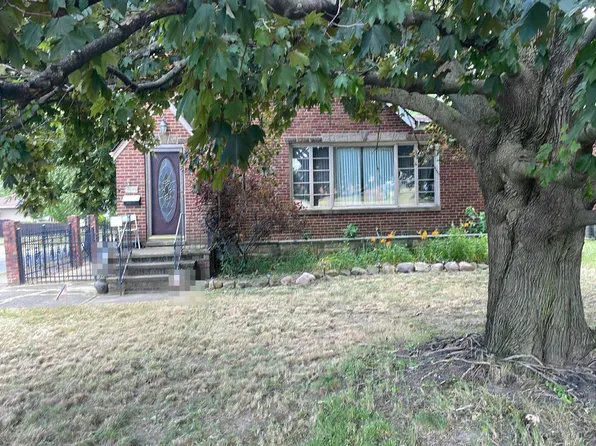 4669 W 11th St, Cleveland, OH 44109