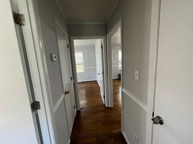 1203 James St — Photo 10