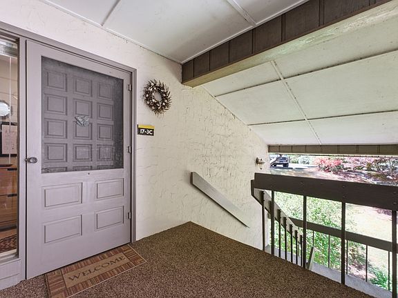 2nd image of 75 Holly Ridge #3C