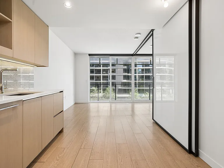 89 Nelson St #511 — Photo 4